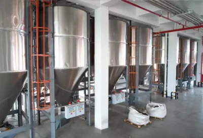 WPC raw powder mixing system