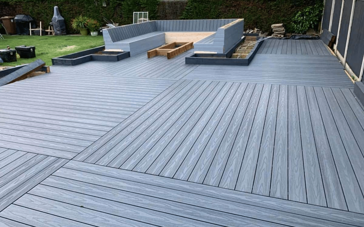 Patchwork WPC Deck Layout